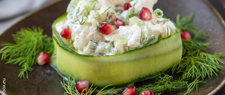 Summer cauliflower salad