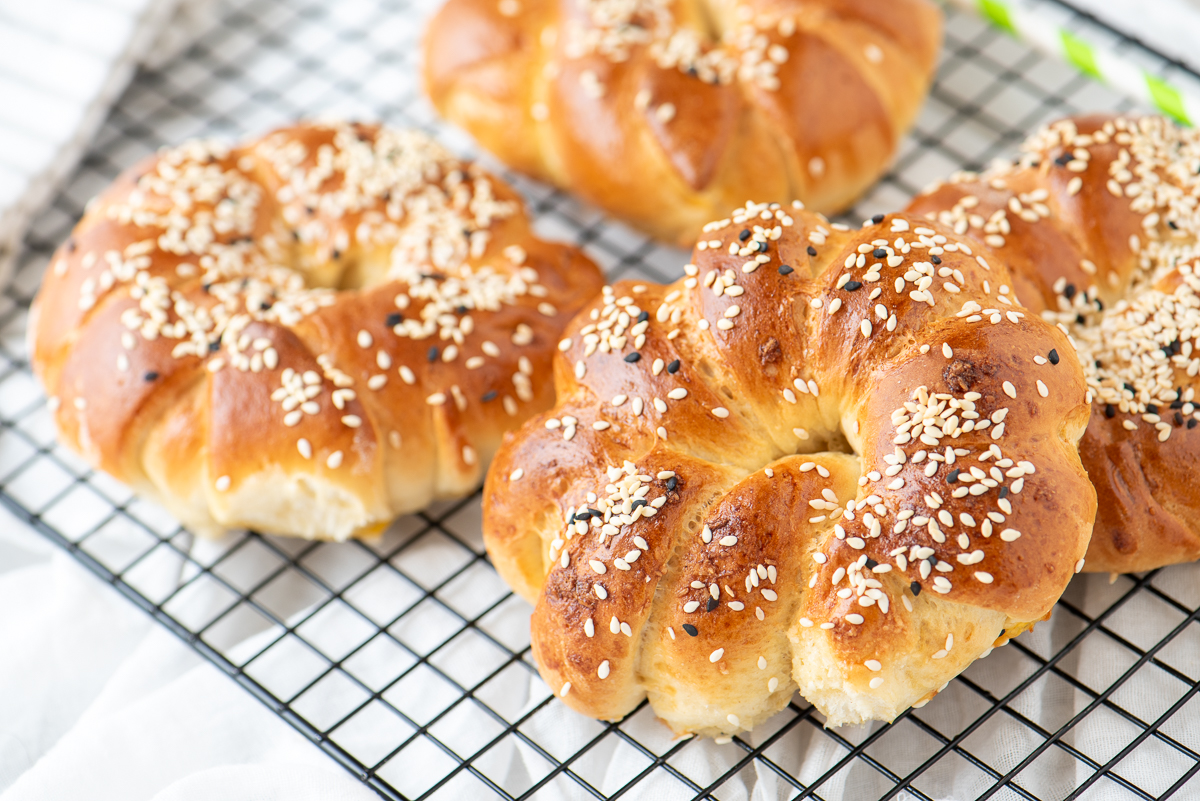 Coconut buns